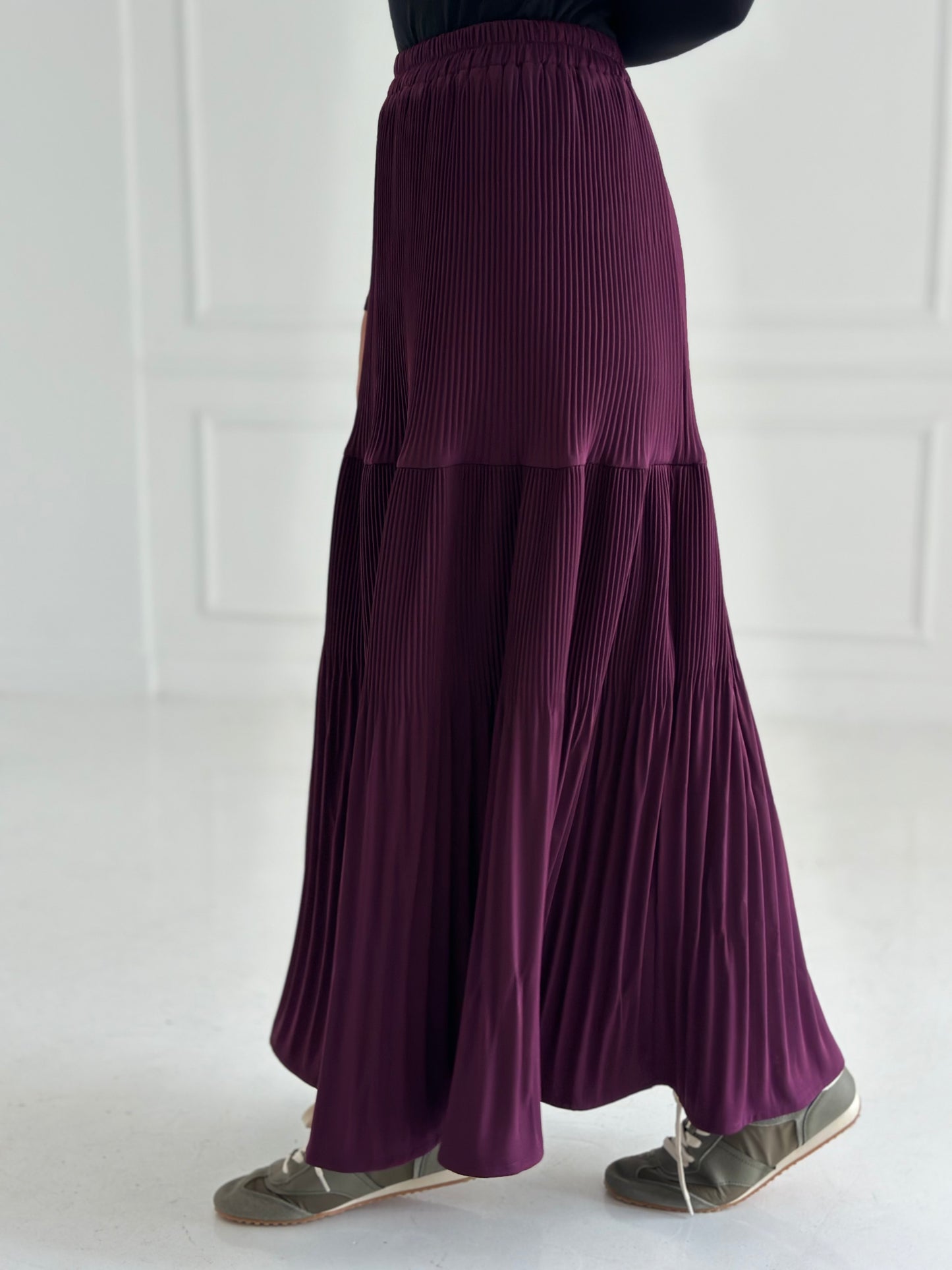 Pillise skirt-Burgandy