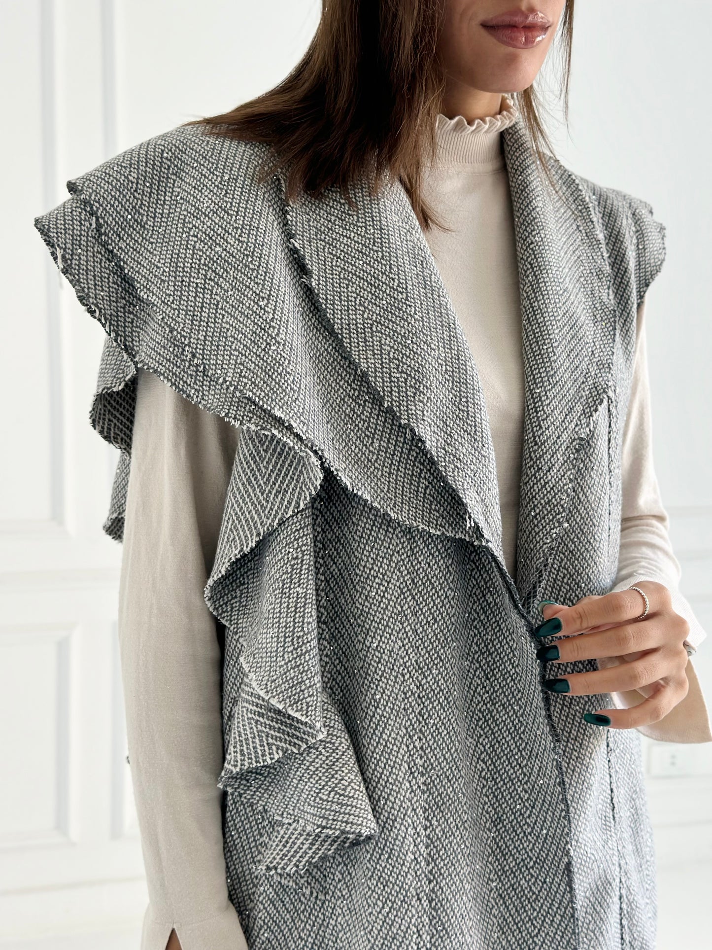 Diamond gray vest