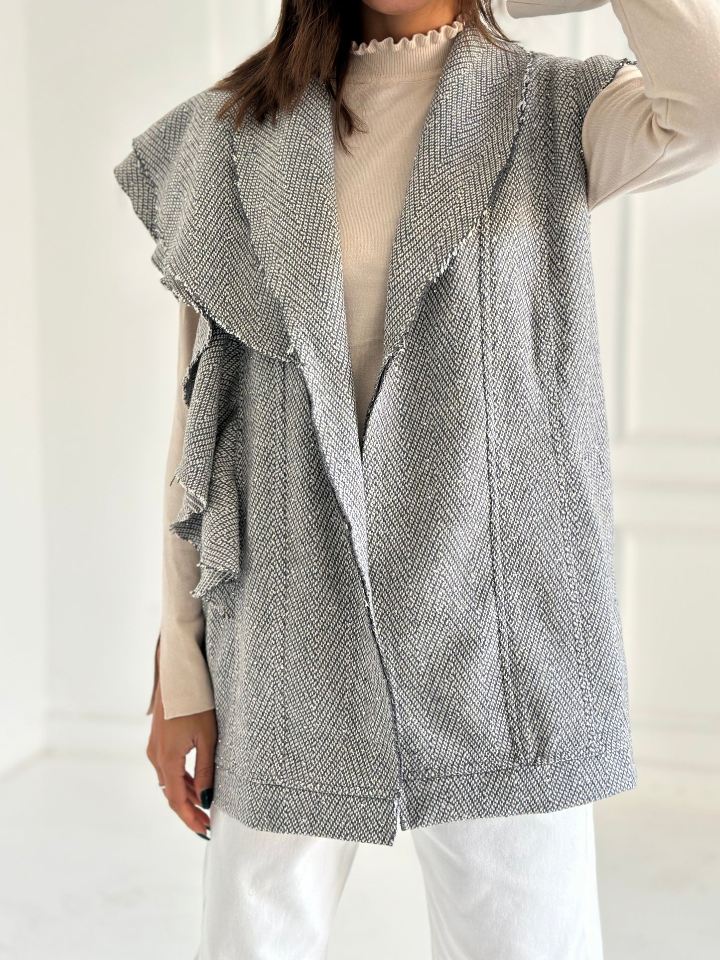 Diamond gray vest