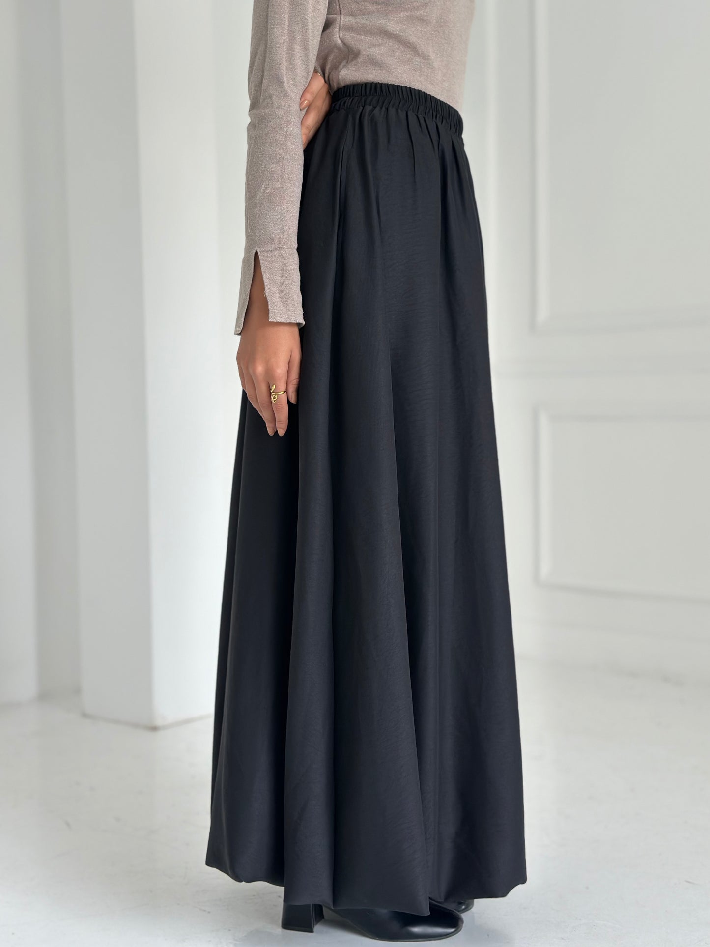 Balloon skirt -black