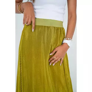 102 green plain plisse skirt